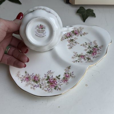 Чайная пара с овальным блюдом Royal Albert Lavender Rose 200 мл Англия