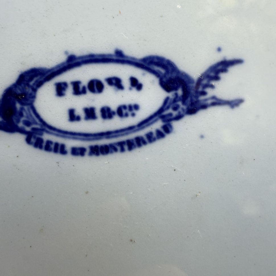 Тарелка Creil et Montereau Flora 23 см Франция фарфор 170 лет