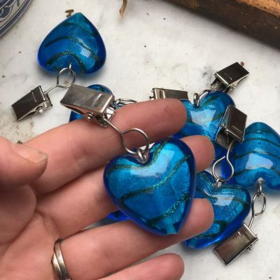 Подвес декоративный на прищепке сердце стекло