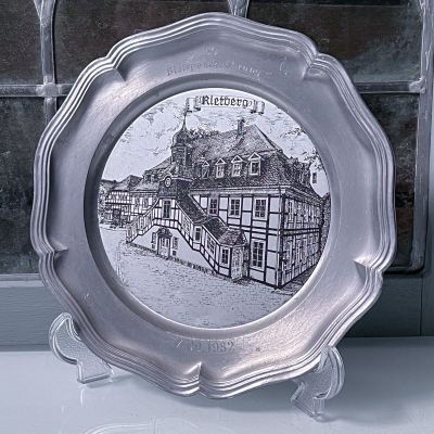 Тарелка Rietberg 22 см олово Германия