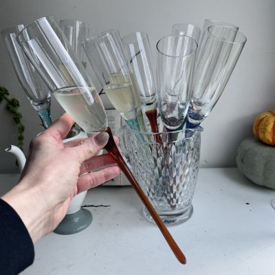 Бокал для игристого на высокой ножке 33 см коричневый