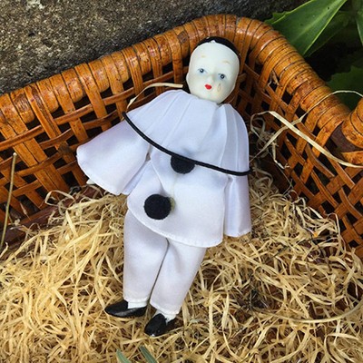 Кукла маленький Пьеро фарфор