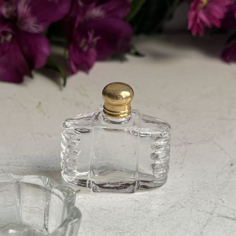 Флакон для духов с закручивающейся крышкой 5 см