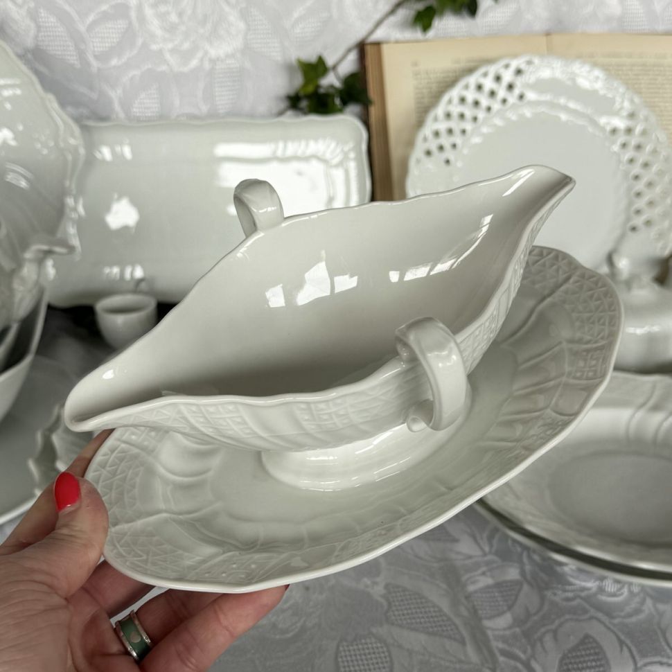 Соусник на блюде Hutschenreuther Dresden 320 мл Германия