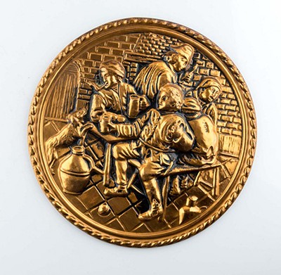 Панно объемное "Сцена в таверне" медь