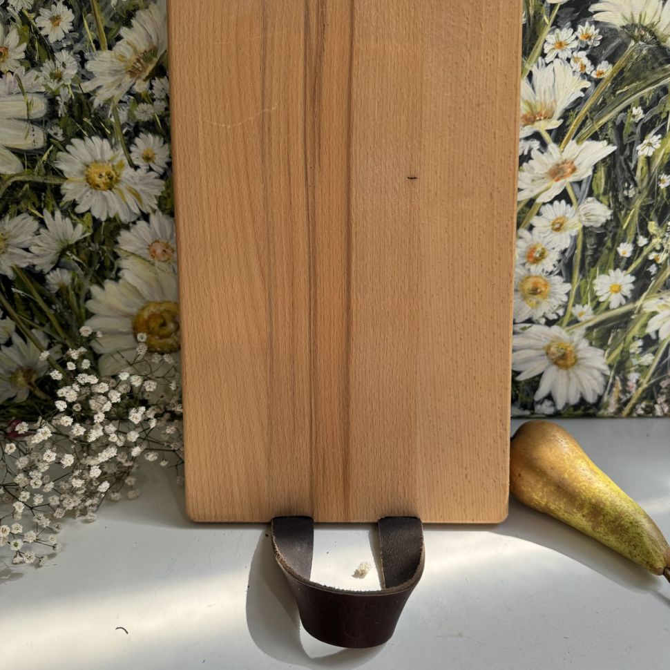 Доска для подачи и разделки 20х59 см бук с кожаными ручками