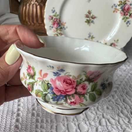 Сахарница Royal Albert Moss Rose 9 см Англия 1960-1970 гг.   