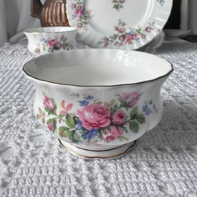 Сахарница Royal Albert Moss Rose 9 см Англия 1960-1970 гг.