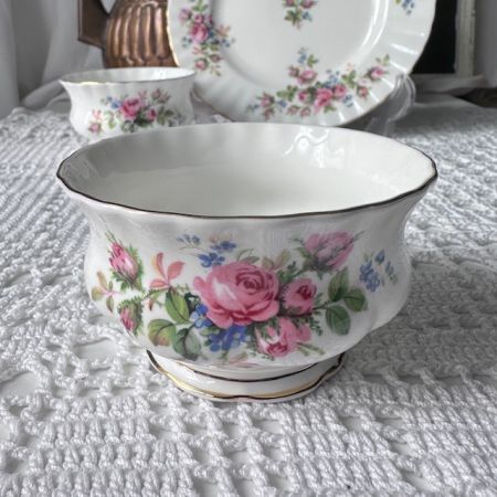 Сахарница Royal Albert Moss Rose 9 см Англия 1960-1970 гг.   