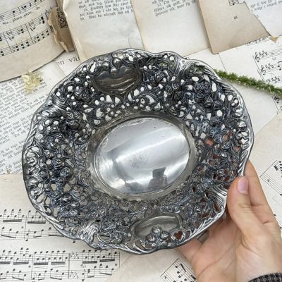 Фруктовница конфетница Розы Англия мельхиор