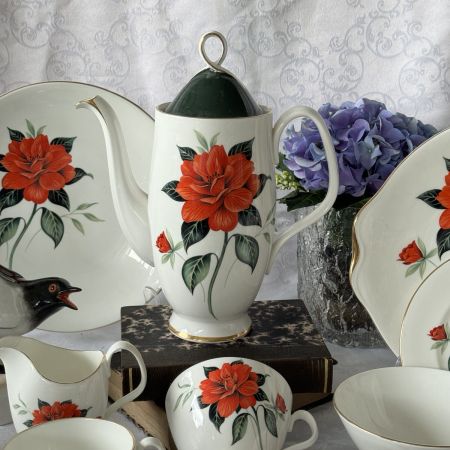 Кофейник Royal Albert Tahiti 1950-1960 гг 0,9 л Англия 