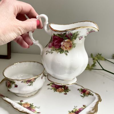 Молочник Royal Albert Old Country Roses 300 мл Англия