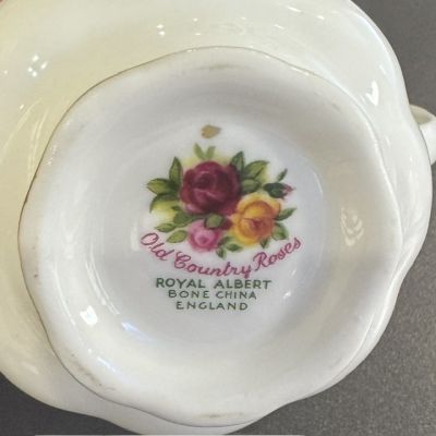 Молочник Royal Albert Old Country Roses 300 мл Англия