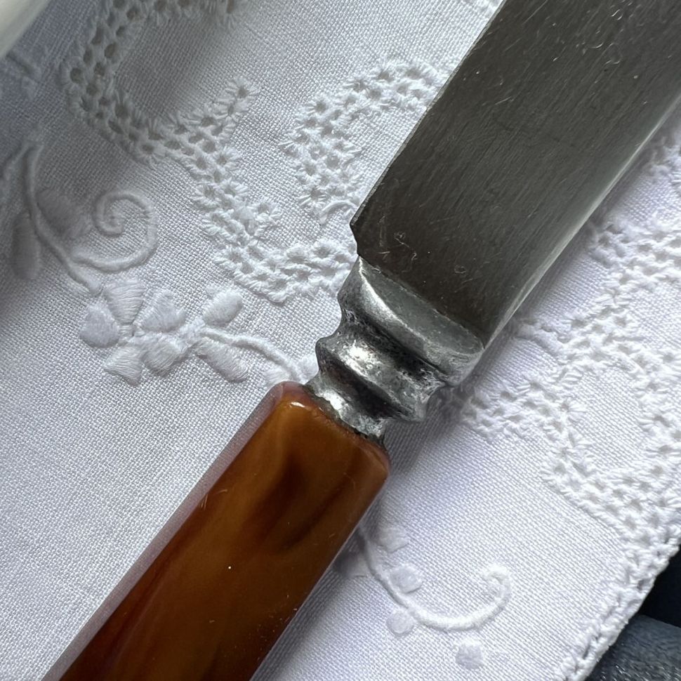 Нож столовый 24 см сталь бакелит Франция