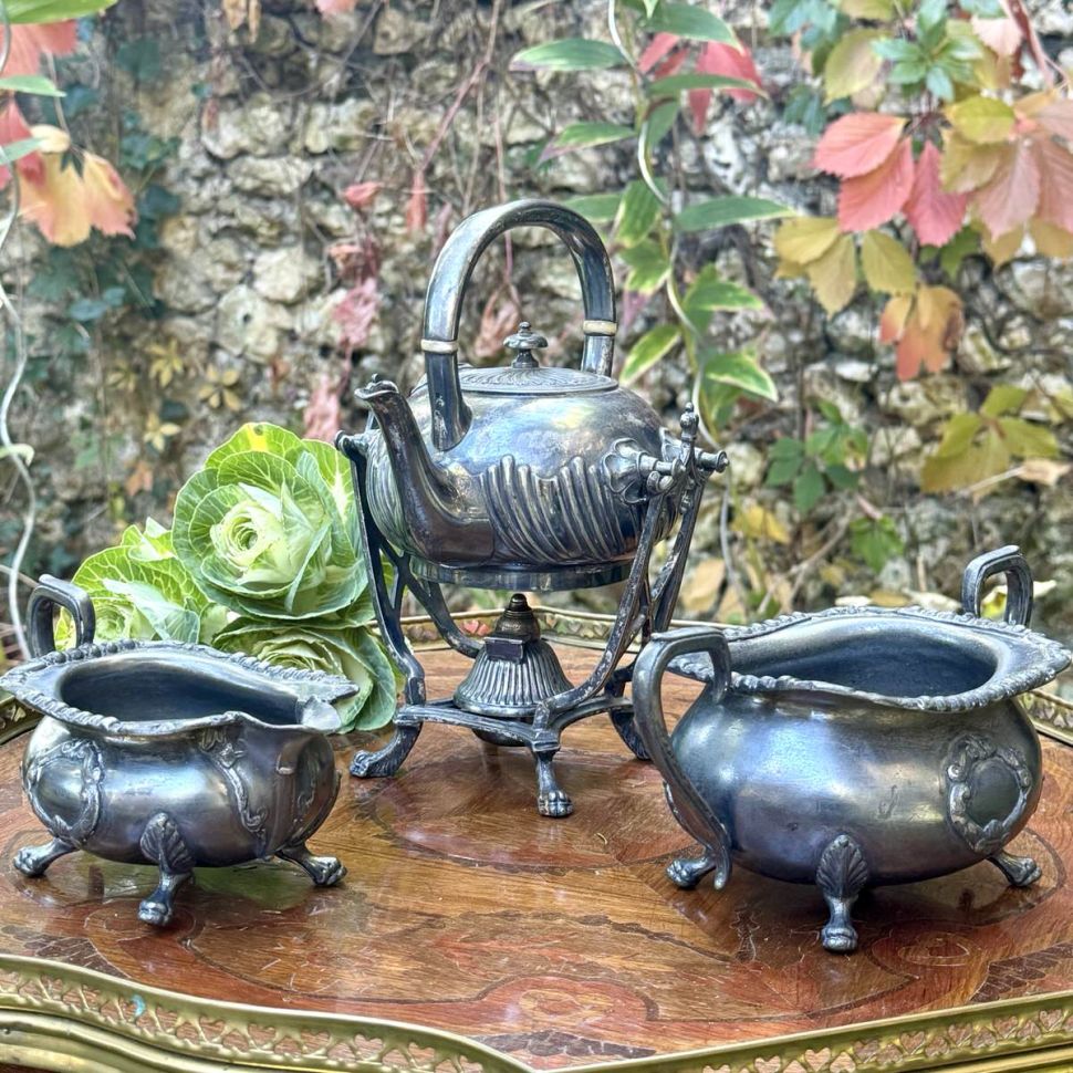 Чайник бульотка сахарница молочник мельхиор набор 3 предмета Англия 