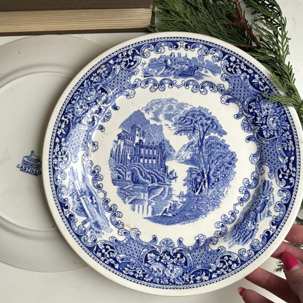 Тарелка Maastricht Royal Sphinx Old England 24 см Голландия