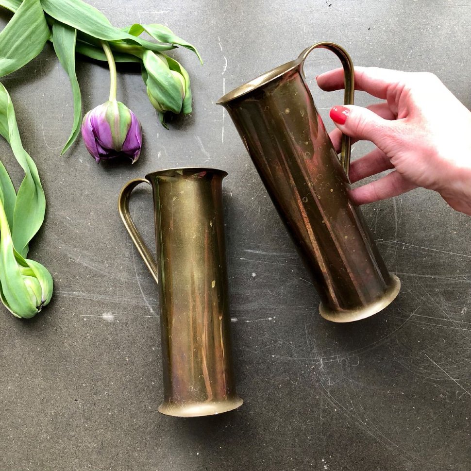 Кружка ваза латунная высокая 50-ее гг