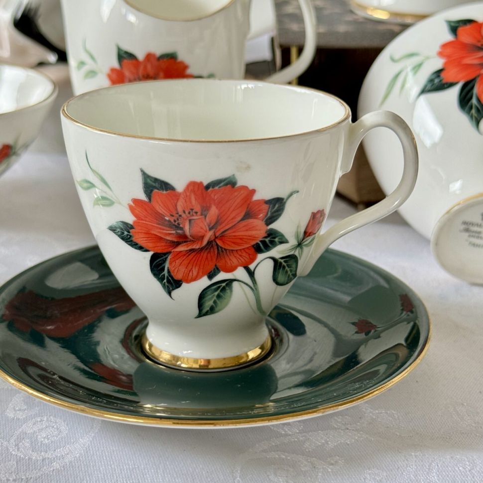 Кофейная пара Royal Albert Tahiti 1950-1960 гг 150 мл Англия