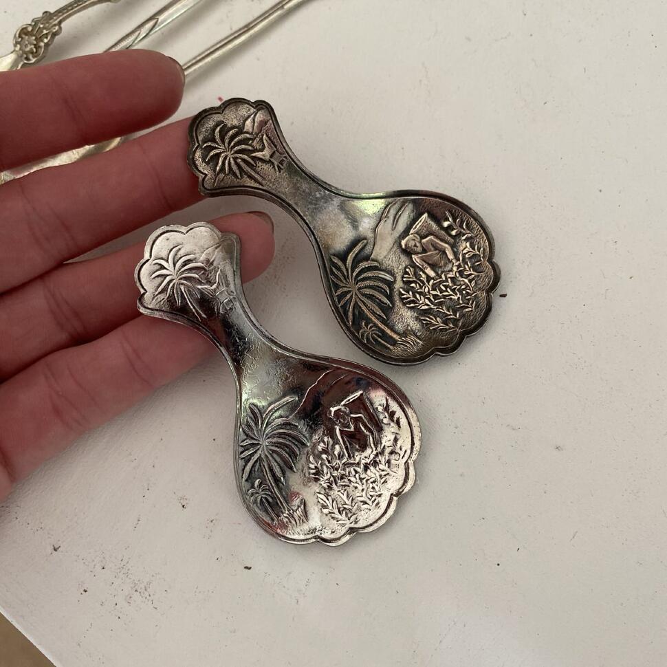 Ложка с тиснением мельхиор