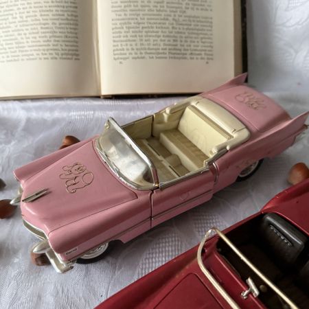 Модель машины Cadillac Eldorado 1955 Solido ретро Франция