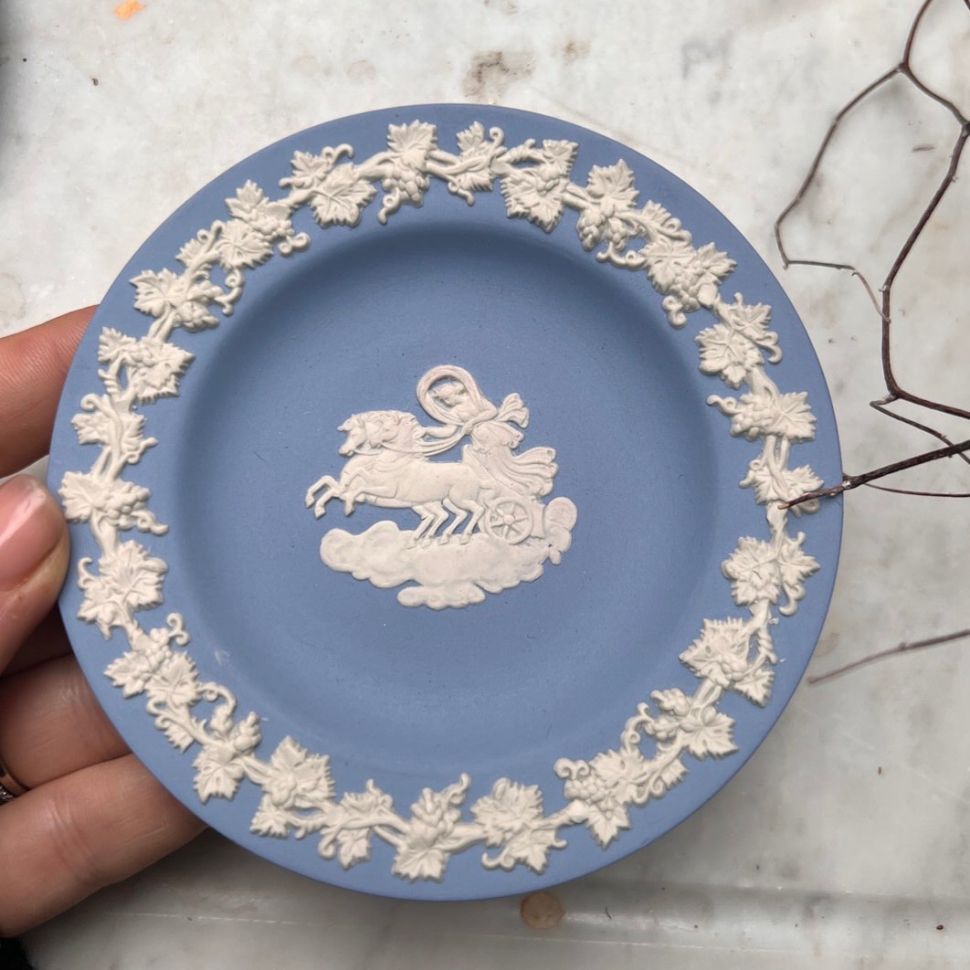 Блюдце Wedgwood 11 см бисквитный фарфор Англия