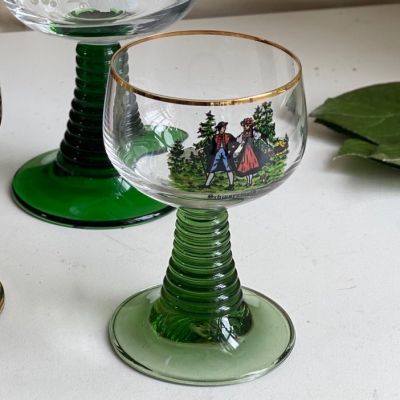 Бокал на зеленой ножке 110 мл с рисунком хрусталь