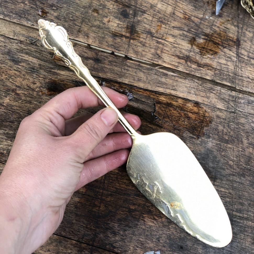 Лопатка для торта 24 см металл с золочением