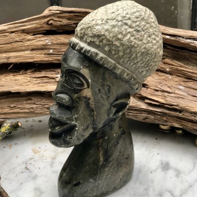 Статуэтка 18 см голова камень