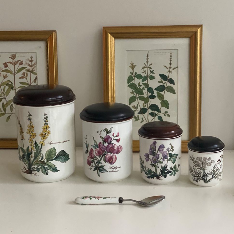 Банка Botanica ВиллеройБох 300 мл Aconitum napellus 