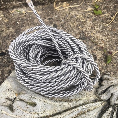 Шнур атласный декоративный