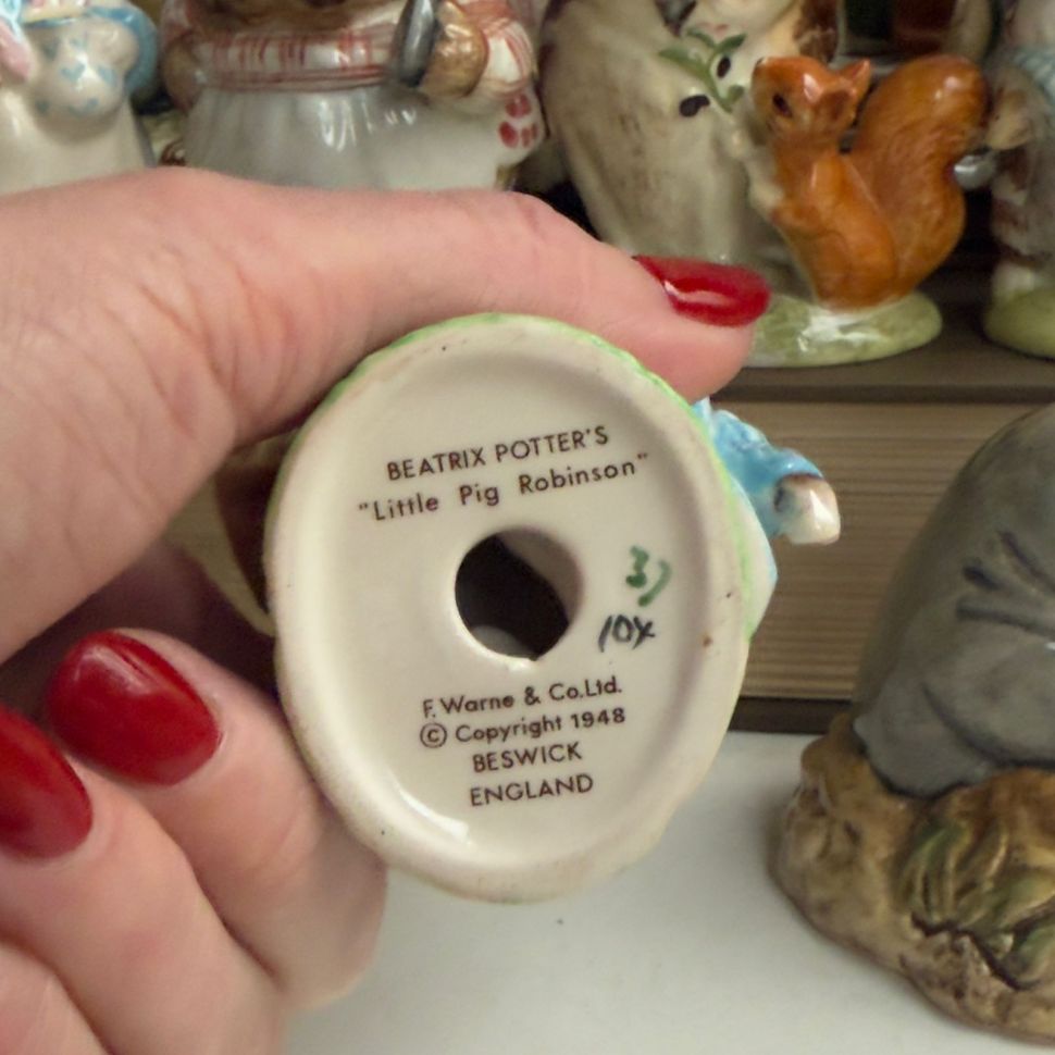 Статуэтка Beatrix Potter Little Pig Robinson Англия