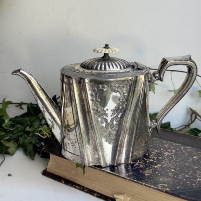 Чайник кофейник 1 л серебрение Англия конец XIX в. 