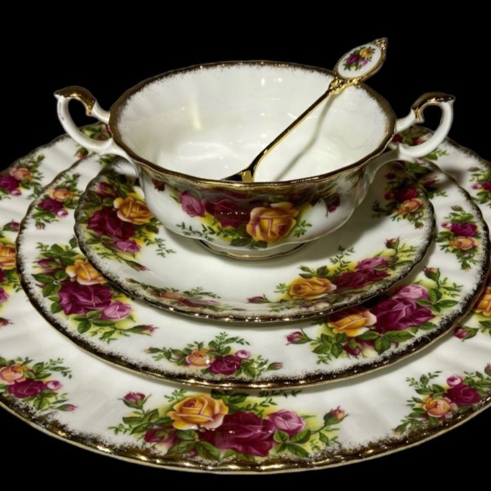 Бульонная пара Royal Albert Old Country Roses 300 мл Англия 