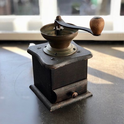 Кофемолка старинная, дерево, Голландия