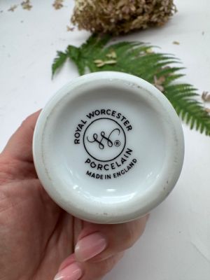 Кодлер на 2 яйца Royal Worcester фарфор Англия   