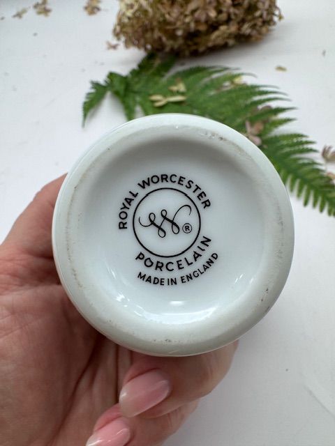 Кодлер на 2 яйца Royal Worcester фарфор Англия