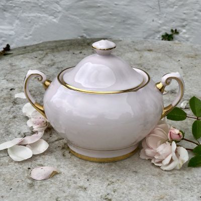 Сахарница розовая с золотой каймой фарфор Tuscan Англия
