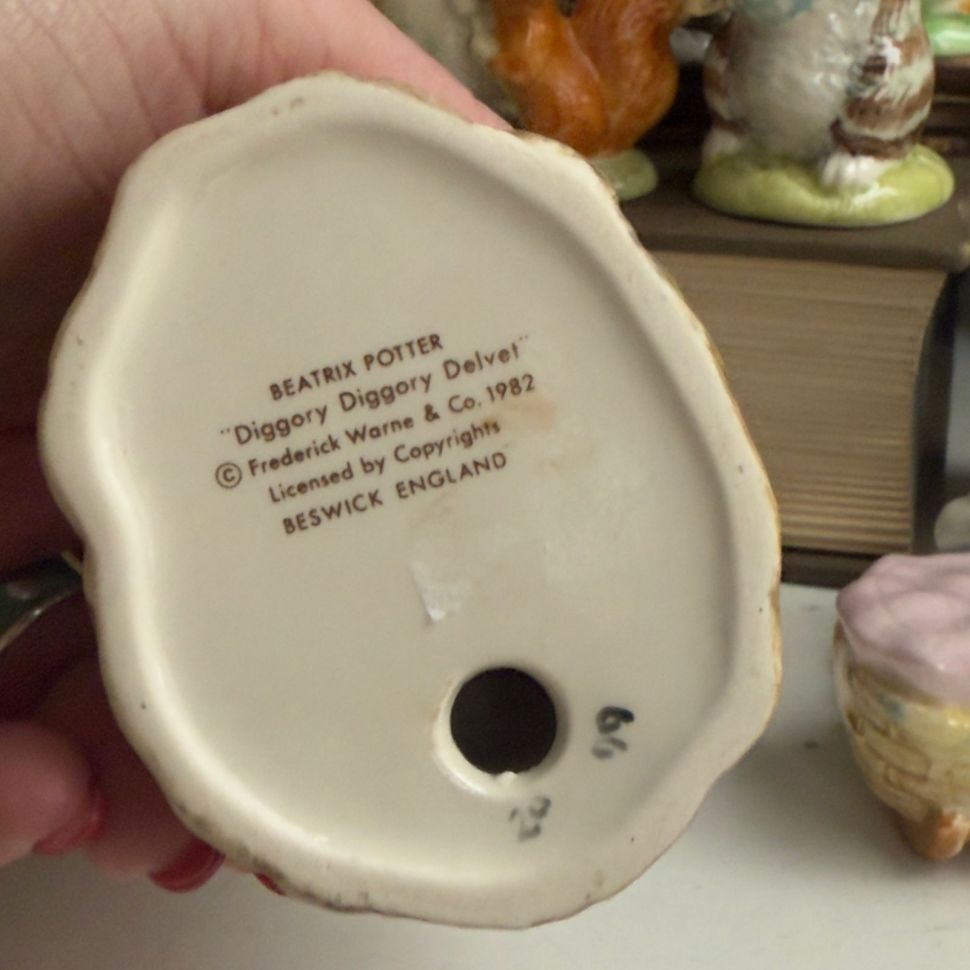 Статуэтка Beatrix Potter Diggory Delvet Англия 