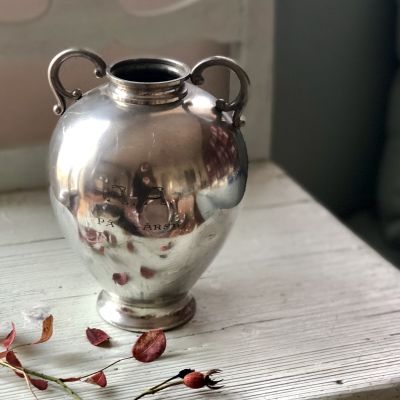 Ваза оловянная модерн