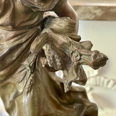 Скульптура Faneuse 43 см Огюст Моро Франция бронза мрамор