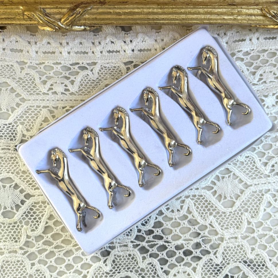 Подставка под приборы порт-куто Конь 8 см 