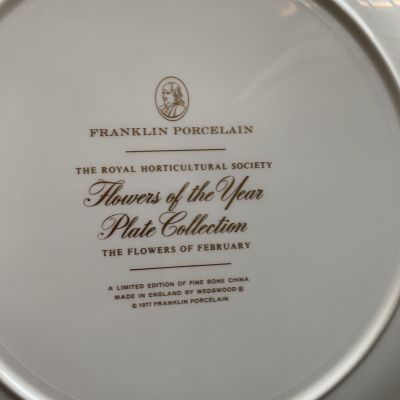 Тарелка Franklin porcelain Wedgwood Flowers of the Year Февраль 27 см 