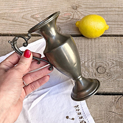 Кувшин олово, изящная резная ручка