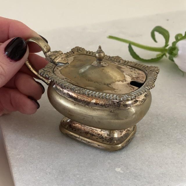 Соусник молочник серебрение Англия малый