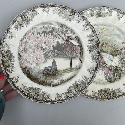 Тарелка Johnson Bros The Friendly Village Колодец 27см Англия