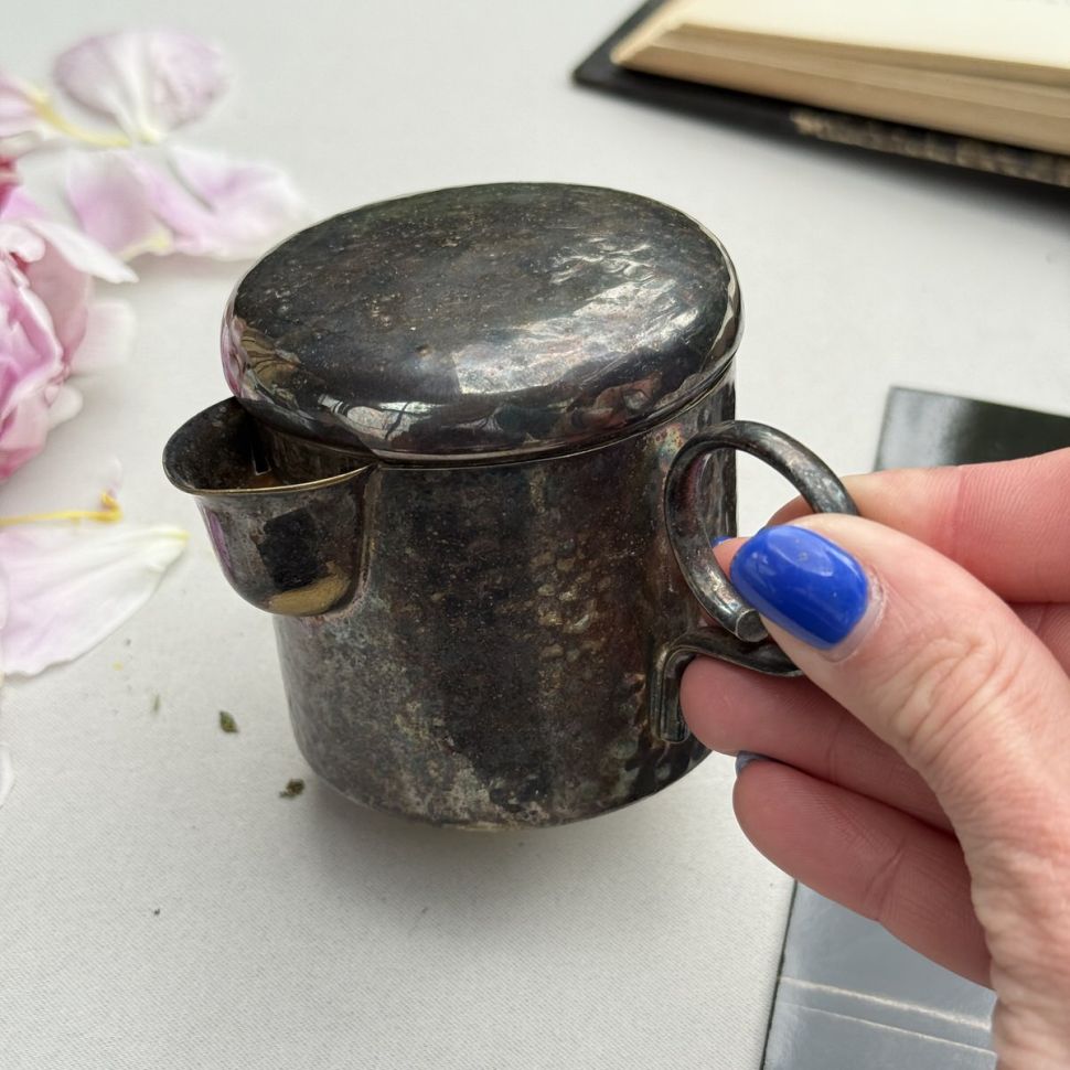 Молочник с крышкой 150 мл серебрение