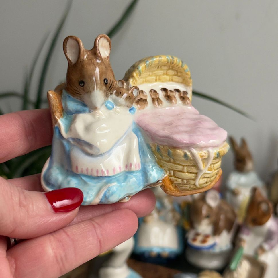 Статуэтка Beatrix Potter Hunca Munca Англия