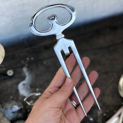 Прибор для хлеба Rostfritt