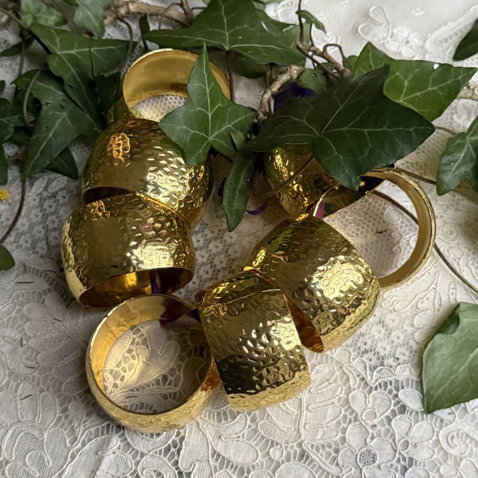 Кольцо для салфетки 4 см чеканка