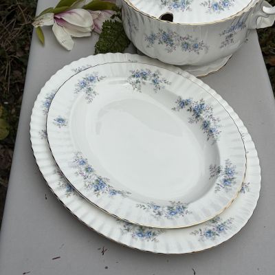 Блюдо овальное Royal Albert Blue Blossom 35 см Англия